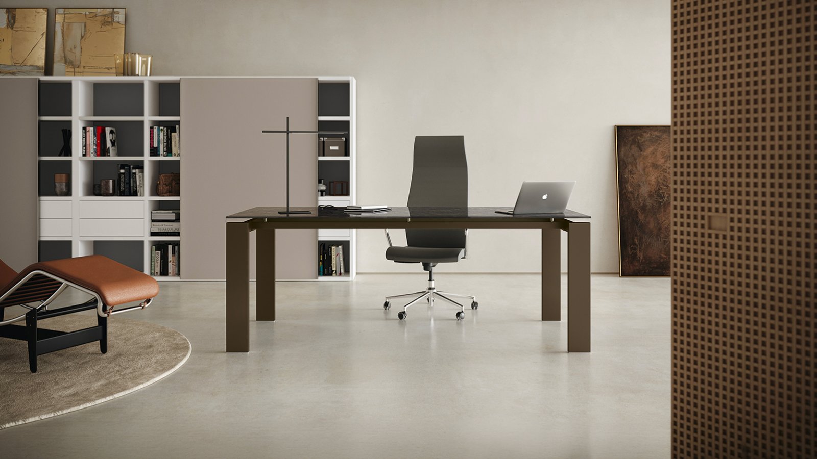 שולחן מנהלים GO של Colombini Office עם תומכי מלמין