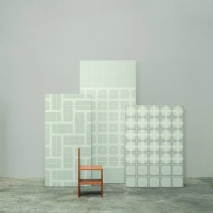 אריח Betty Plus של Mutina עם אלמנט גרפי