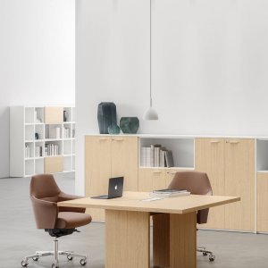 גב ננעץ בבד Trevira במערכת Oxford