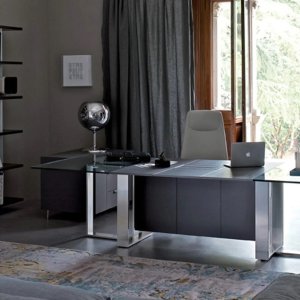 שולחן מעוצב Altagamma של Estel בפורניר עם חריץ top access ורגליים שיוצרות מסגרת אלומיניום