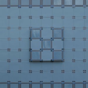 קיר חוץ מחופה Homage to the Square