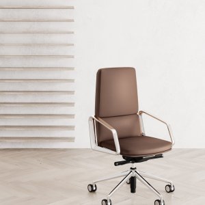 כיסא מנהלים Lead מבית Las Mobili עם משענות יד מאלומיניום יצוק ובסיס חמש זרועות מלוטש