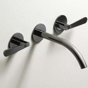 סט מקלחת תרמוסטטי Lutezia מבית Cea Design עם מזלף יד וצינור אפור־משי
