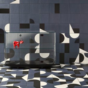 קיר Puzzle בחדר ישיבות