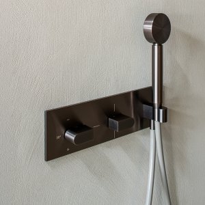 יחידה תרמוסטטית לאמבט ולמקלחת מקולקציית Sixty