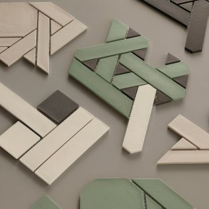 חדר רחצה עם פסיפס Weaving בגוון Grey