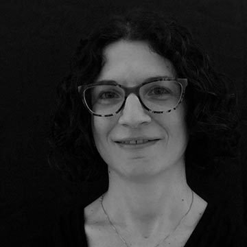 Laura Olivieri, לאורה אוליביירי, מכירות ושירות לקוחות ב־La Mercanti
